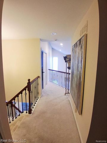 37814 Avon Lane, Farmington Hills, MI 48331