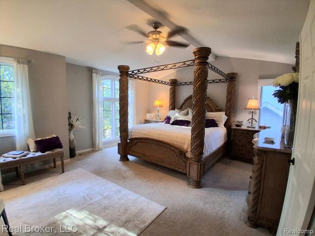 37814 Avon Lane, Farmington Hills, MI 48331