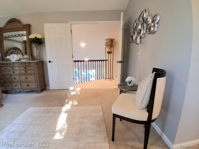 37814 Avon Lane, Farmington Hills, MI 48331