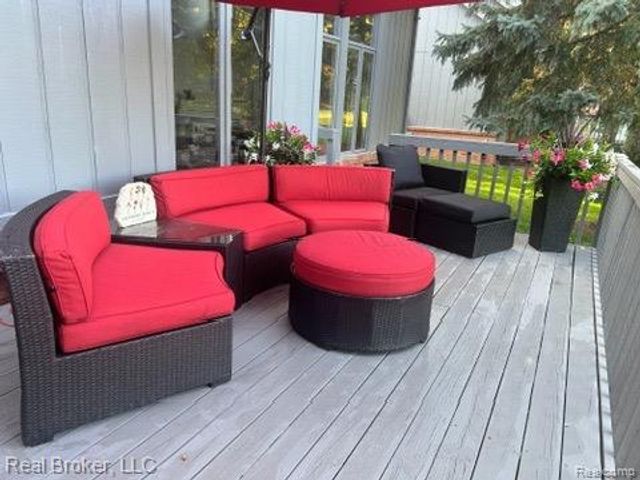 37814 Avon Lane, Farmington Hills, MI 48331