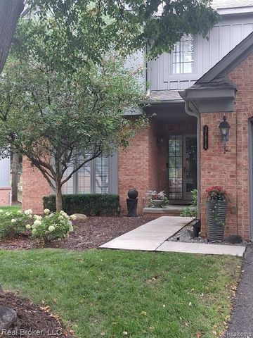 37814 Avon Lane, Farmington Hills, MI 48331
