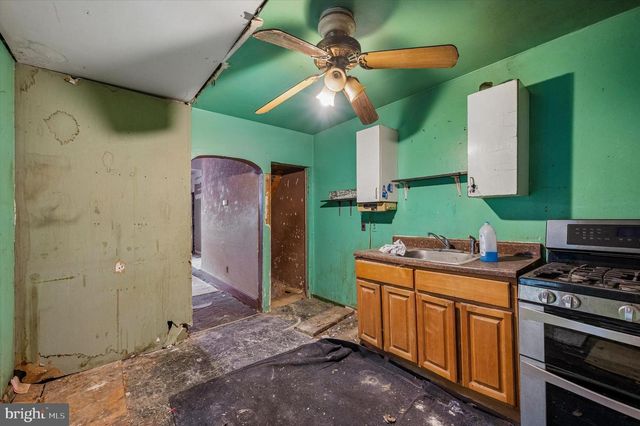 151 E WISHART ST, Philadelphia, PA 19134