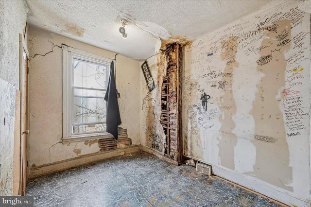 151 E WISHART ST, Philadelphia, PA 19134