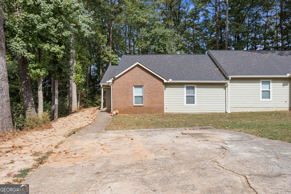 5452 Glen Haven Drive, Atlanta, GA 30349