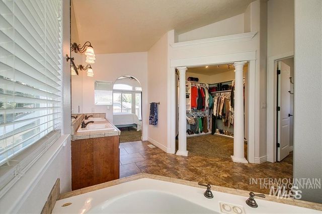 1823 N Radcliffe Way, Eagle, ID 83616