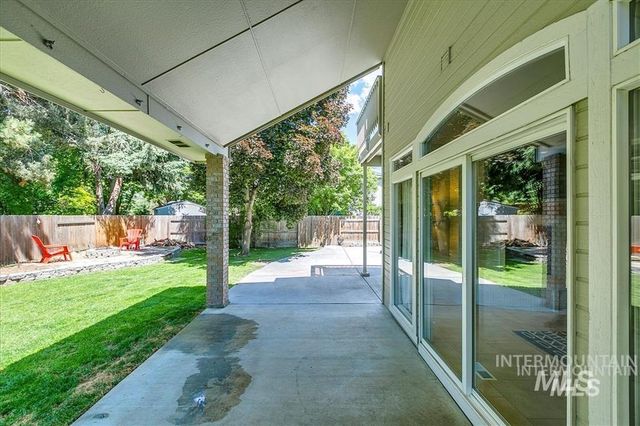 1823 N Radcliffe Way, Eagle, ID 83616