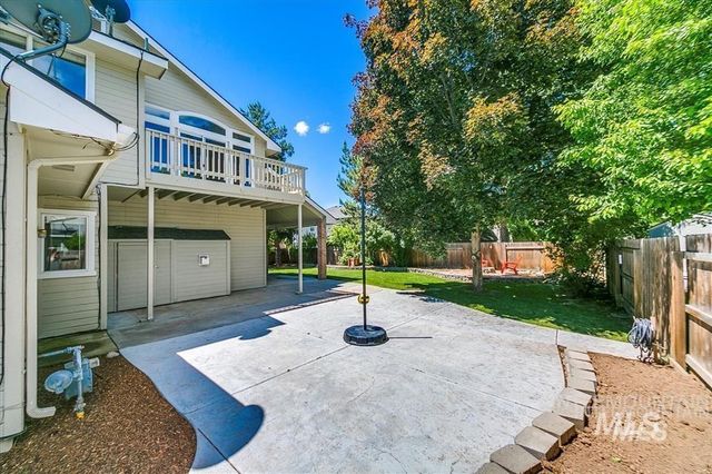 1823 N Radcliffe Way, Eagle, ID 83616