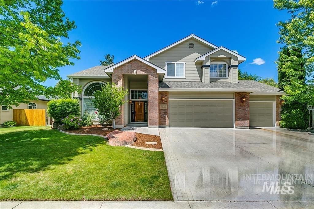 1823 N Radcliffe Way, Eagle, ID 83616 photo 2