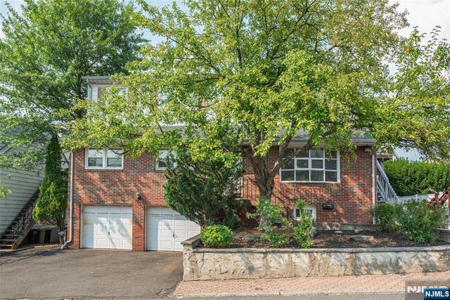 48 Whittaker, Woodland Park, NJ 07424