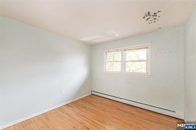 48 Whittaker, Woodland Park, NJ 07424