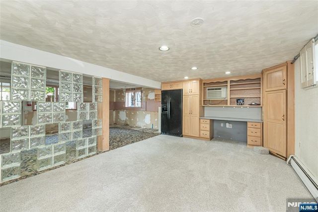 48 Whittaker, Woodland Park, NJ 07424