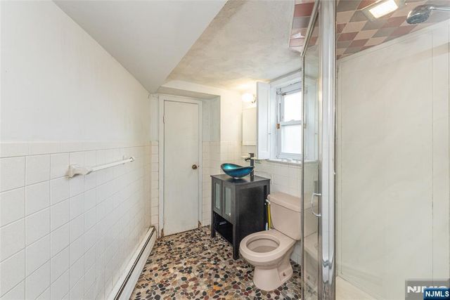 48 Whittaker, Woodland Park, NJ 07424