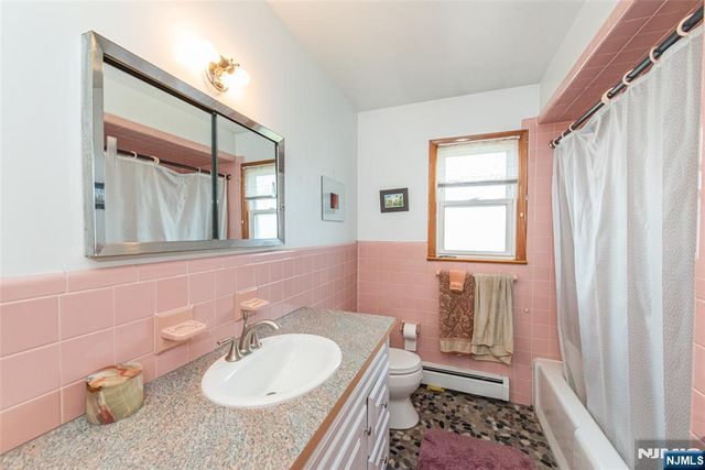 48 Whittaker, Woodland Park, NJ 07424