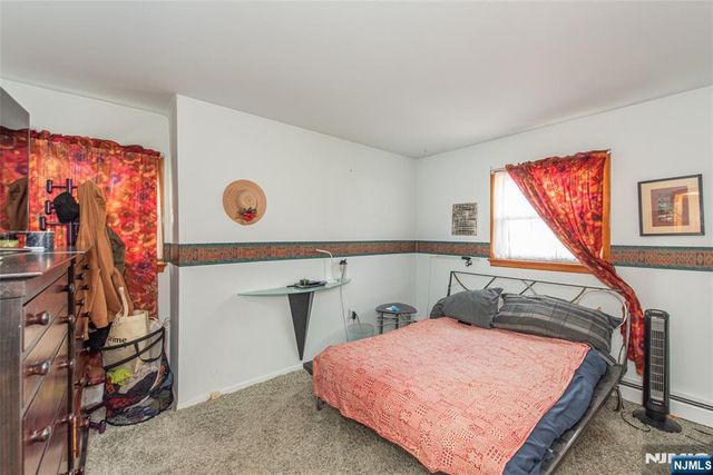 48 Whittaker, Woodland Park, NJ 07424