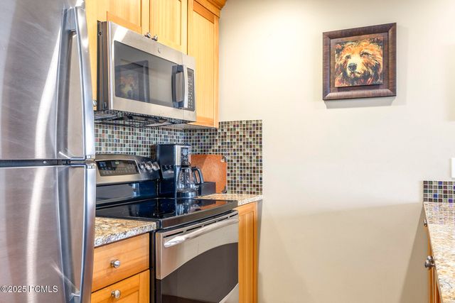 3720 N Sundial Court B203, Park City, UT 84098