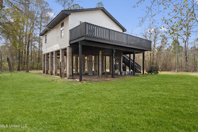 4011 Indian Street, Bay Saint Louis, MS 39520