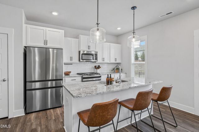 16 Ashbrook Cove, Fuquay Varina, NC 27526