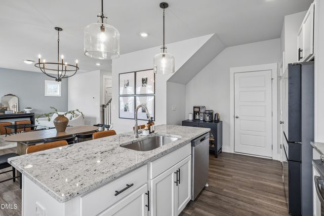 16 Ashbrook Cove, Fuquay Varina, NC 27526