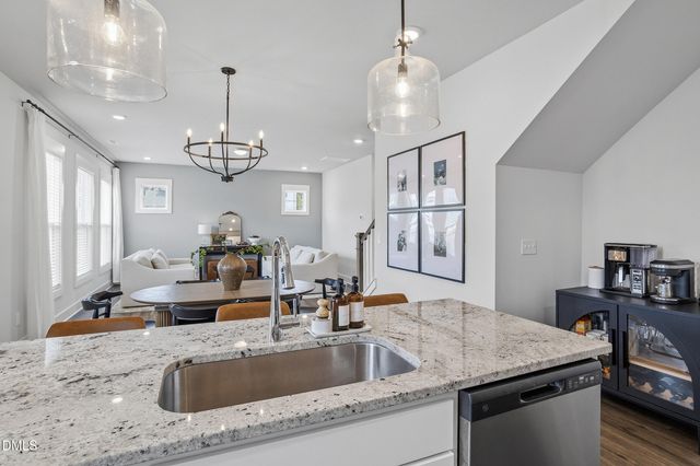 16 Ashbrook Cove, Fuquay Varina, NC 27526