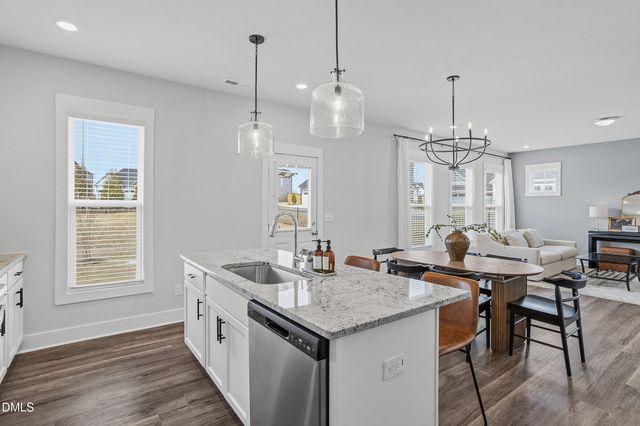 16 Ashbrook Cove, Fuquay Varina, NC 27526