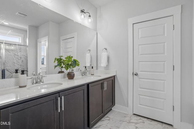 16 Ashbrook Cove, Fuquay Varina, NC 27526