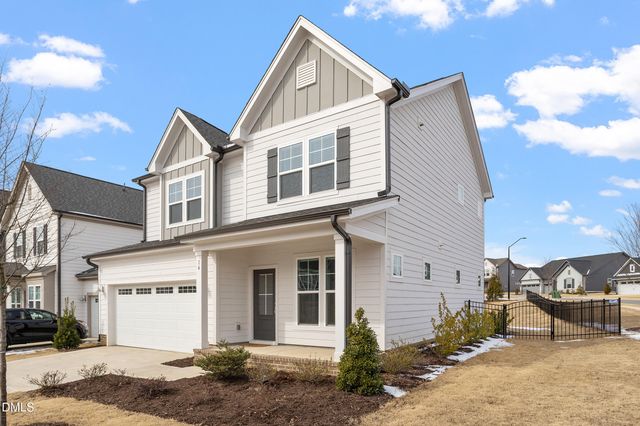 16 Ashbrook Cove, Fuquay Varina, NC 27526