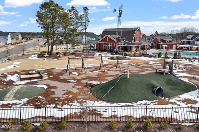 16 Ashbrook Cove, Fuquay Varina, NC 27526