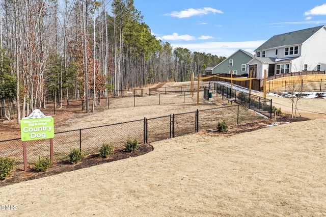 16 Ashbrook Cove, Fuquay Varina, NC 27526