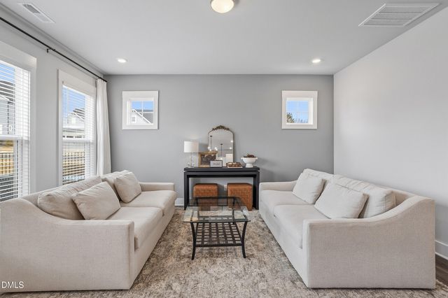 16 Ashbrook Cove, Fuquay Varina, NC 27526