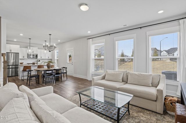 16 Ashbrook Cove, Fuquay Varina, NC 27526