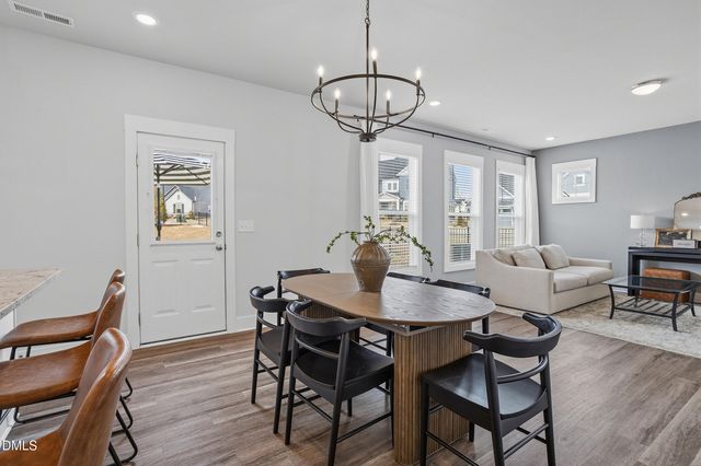 16 Ashbrook Cove, Fuquay Varina, NC 27526