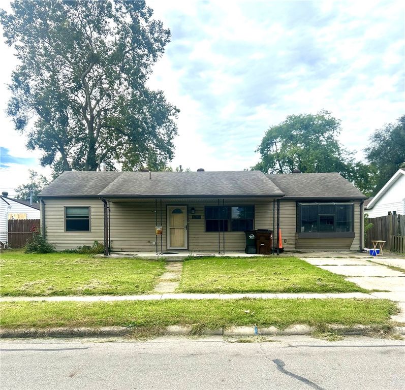 38 Regina Drive, Fairborn, OH 45324