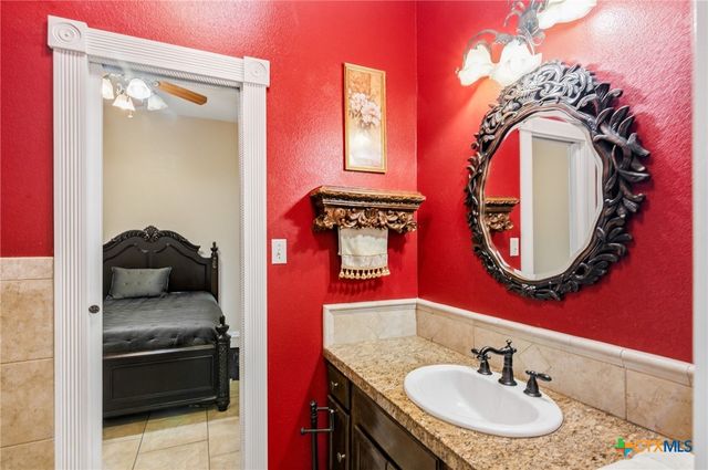 1739 Old Goliad Road, Victoria, TX 77905