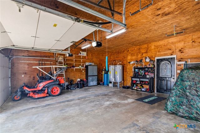 1739 Old Goliad Road, Victoria, TX 77905