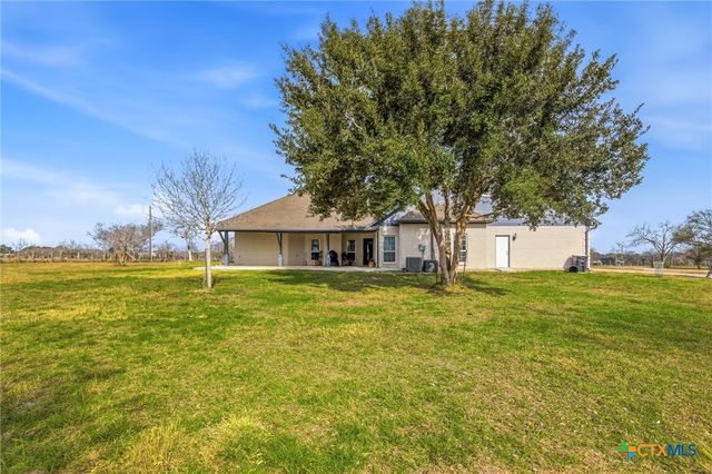 1739 Old Goliad Road, Victoria, TX 77905