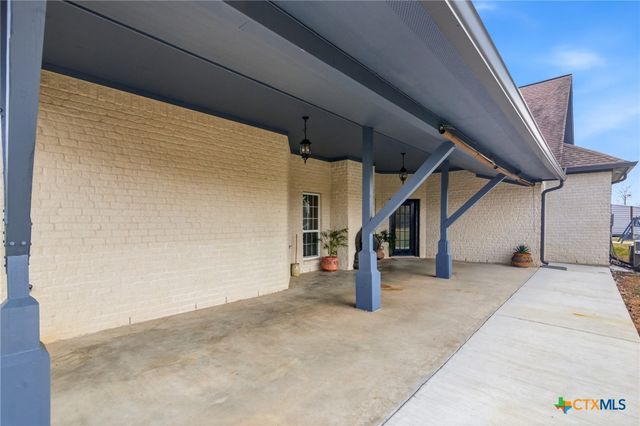 1739 Old Goliad Road, Victoria, TX 77905