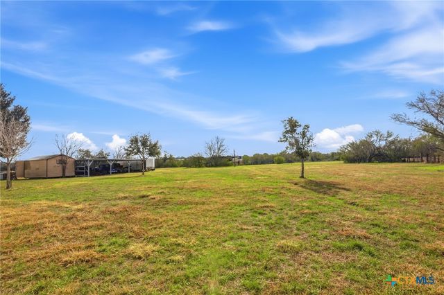 1739 Old Goliad Road, Victoria, TX 77905
