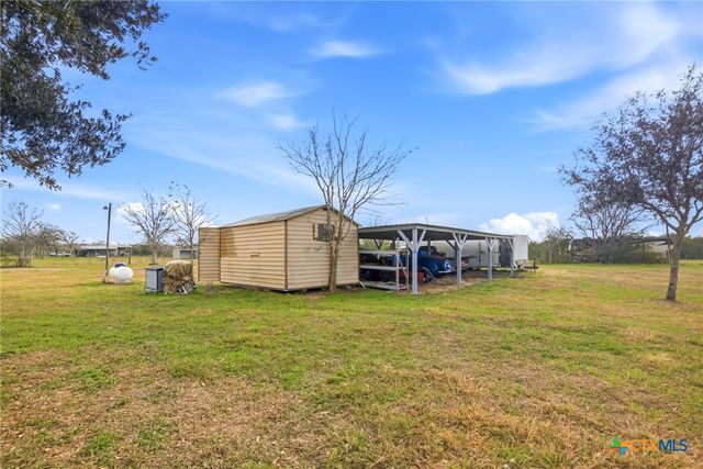 1739 Old Goliad Road, Victoria, TX 77905