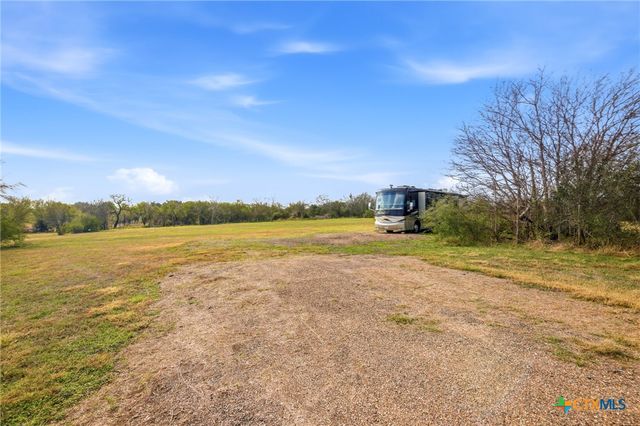 1739 Old Goliad Road, Victoria, TX 77905