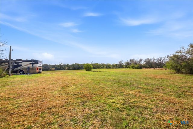 1739 Old Goliad Road, Victoria, TX 77905