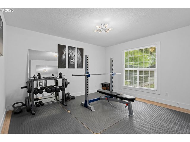 207 PHOENIX Way, Vancouver, WA 98661