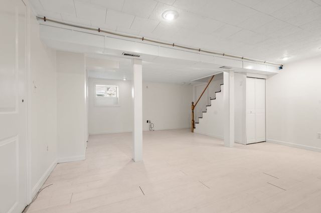 26 Elliott St, Reading, MA 01867