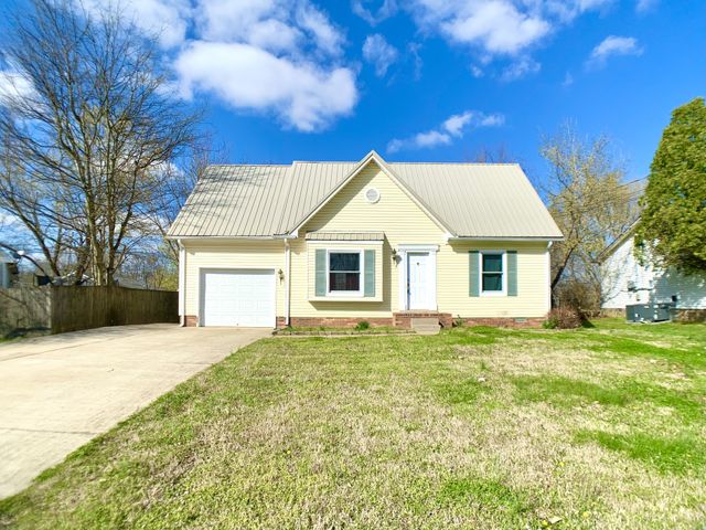 219 Jim Thorpe Dr, Clarksville, TN 37042