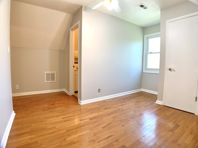 219 Jim Thorpe Dr, Clarksville, TN 37042