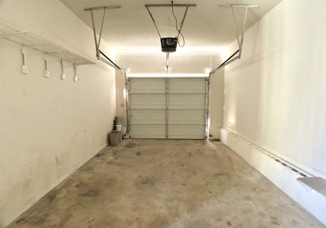 219 Jim Thorpe Dr, Clarksville, TN 37042