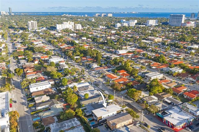 3187 SW 23rd St B, Miami, FL 33145