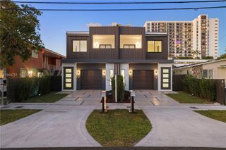 3187 SW 23rd St B, Miami, FL 33145