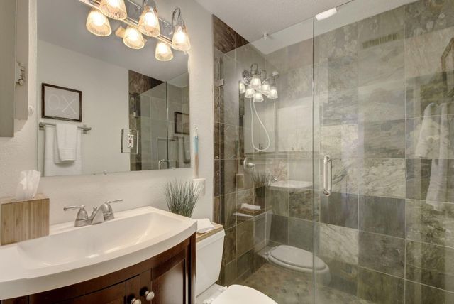 1909 WINSTED LN, Austin, TX 78703