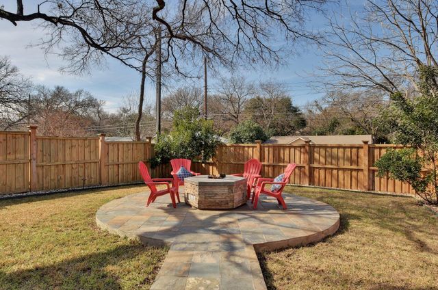 1909 WINSTED LN, Austin, TX 78703