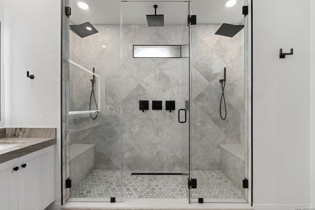 123 Eaton St Apt 102, San Antonio, TX 78209
